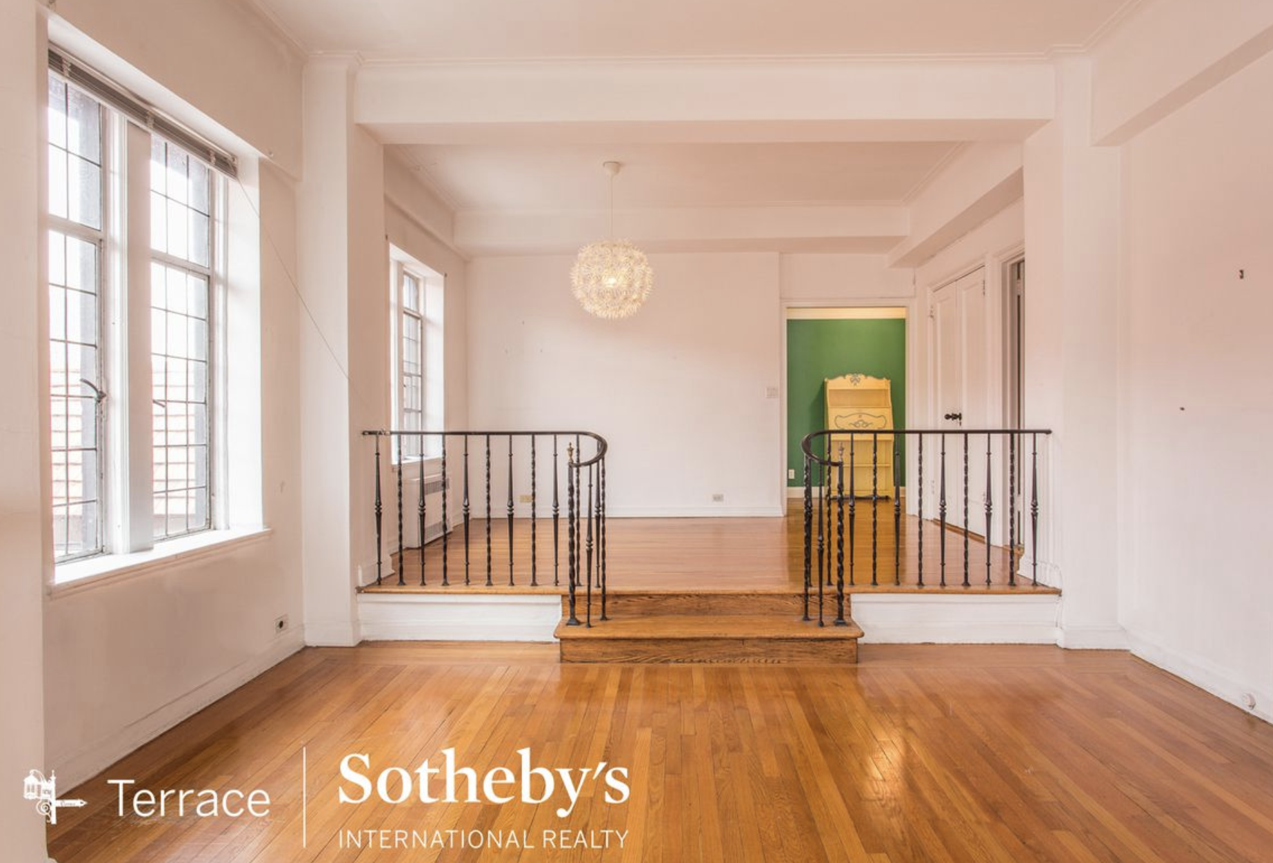 A Forest Hills one bedroom where you can live in the tree tops, for